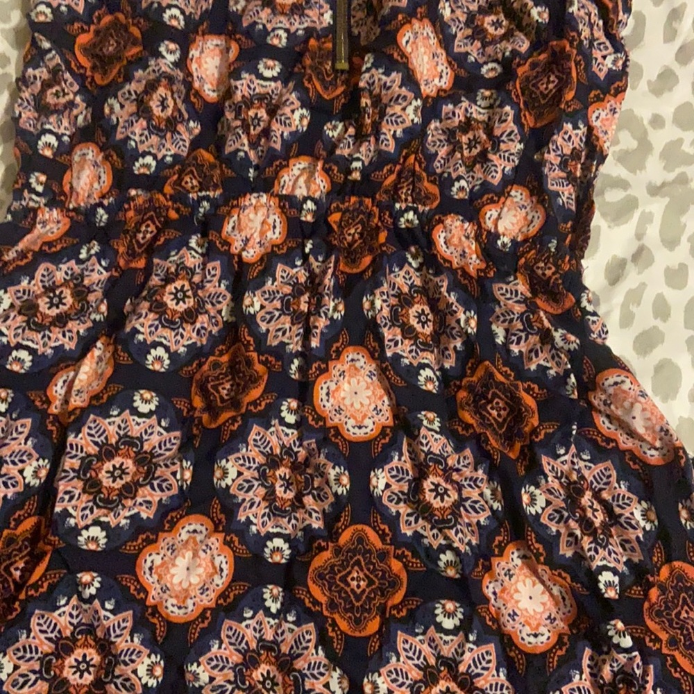 Dress - Picture 3 of 4